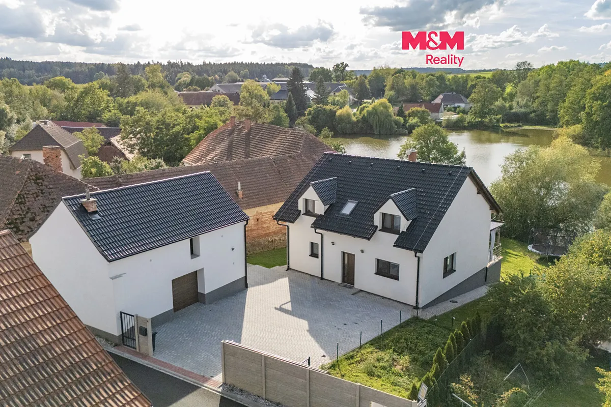 Prodej rodinného domu 144 m², pozemek 925 m²